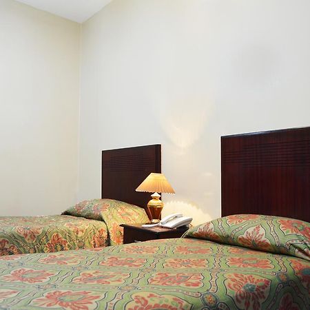 דובאי Galaxy Plaza Hotel מראה חיצוני תמונה