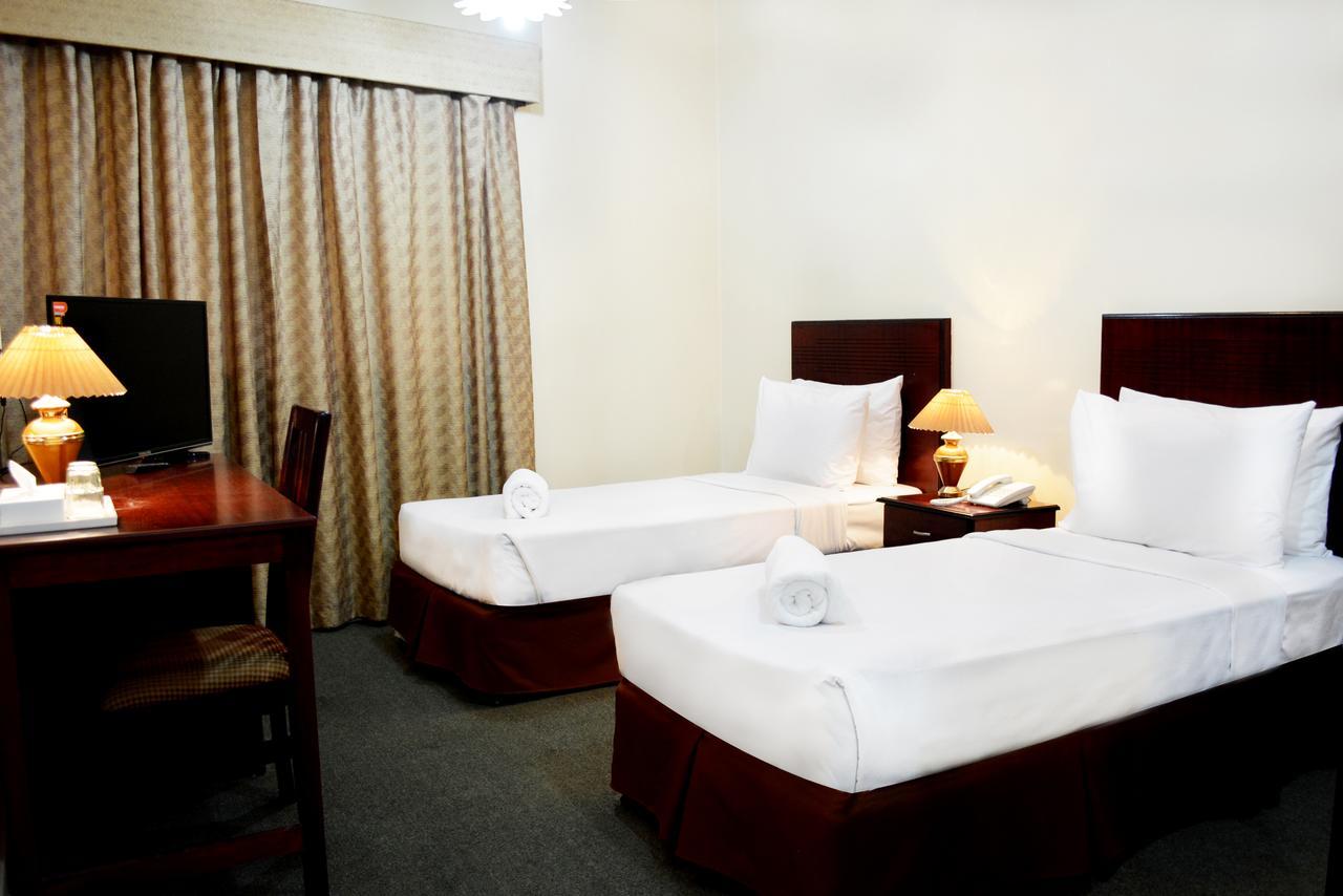 דובאי Galaxy Plaza Hotel מראה חיצוני תמונה