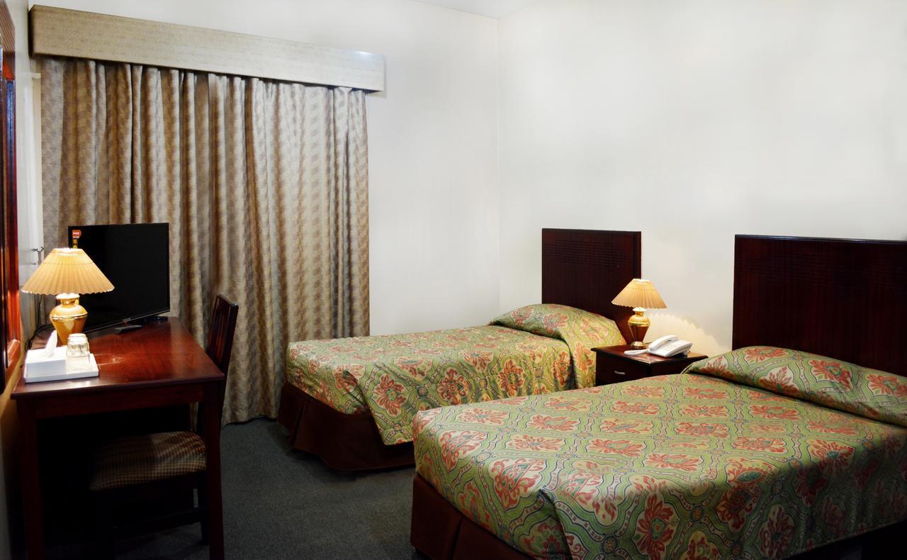 דובאי Galaxy Plaza Hotel מראה חיצוני תמונה