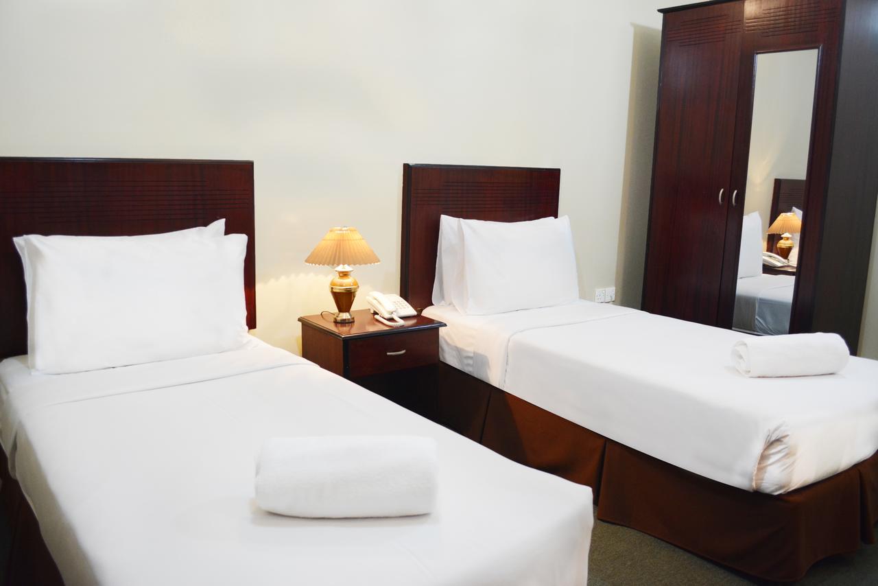 דובאי Galaxy Plaza Hotel מראה חיצוני תמונה