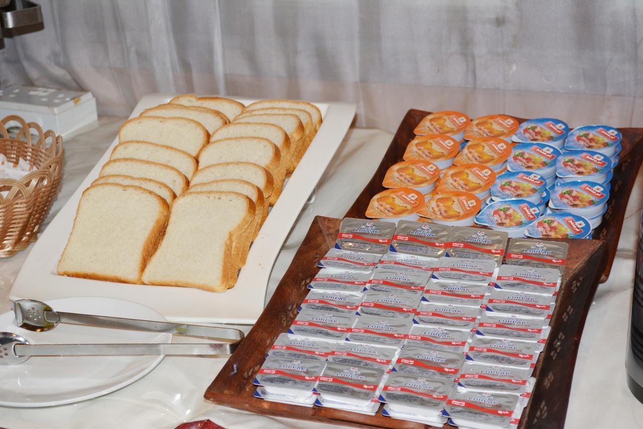 דובאי Galaxy Plaza Hotel מראה חיצוני תמונה